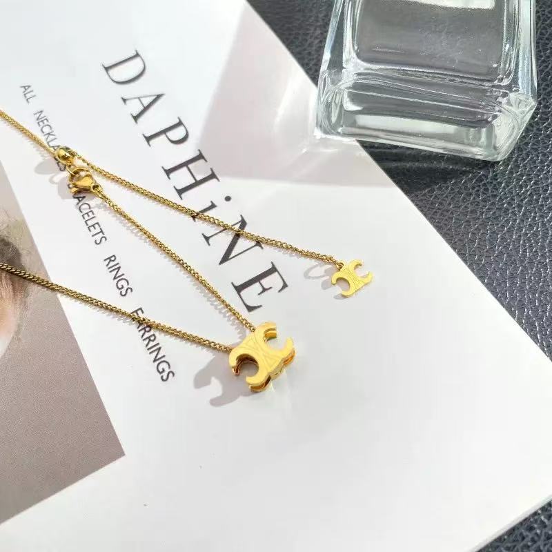 New brand identical Arc de Triomphe pull-out necklace, collarbone chain, titanium steel temperament, niche fashion, versatile accessories