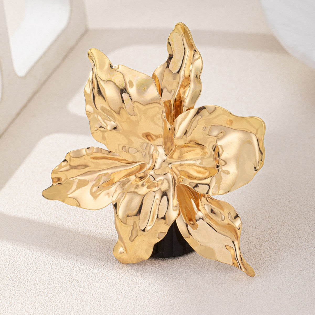 European and American exaggerated pleated three-dimensional large flower bracelet, earring ring, simple and fashionable women's set